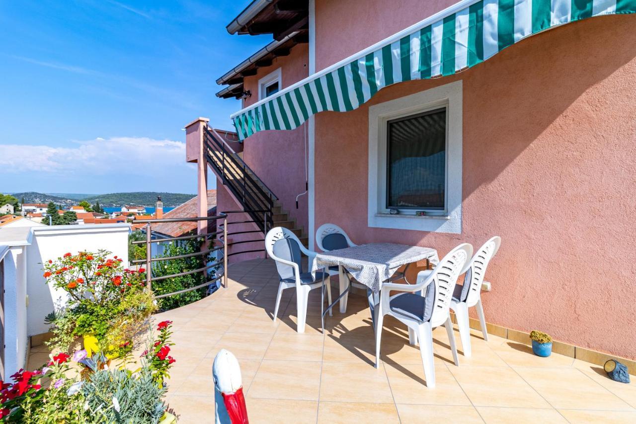 Apartments With A Parking Space Bilice, Krka - 13545 Šibenik Exterior foto